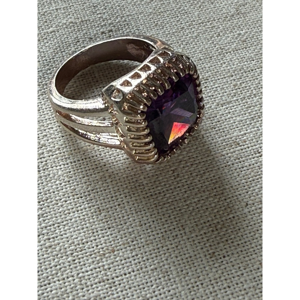 Vintage Style Purple Cushion Cut Cocktail Ring‎ Silver Tone Split Shank Size 7